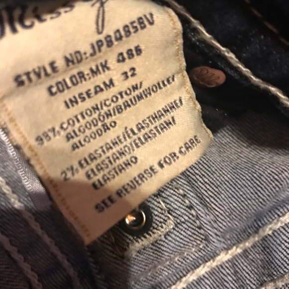 ***SOLD***Miss me jeans! Size 25/32 - Picture 6 of 6